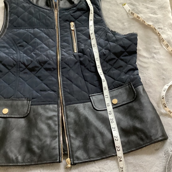 NWT French Dressing navy and black vest size L - Picture 3 of 6
